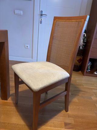 Mesa de salon en madera de cerezo y 4 sillas