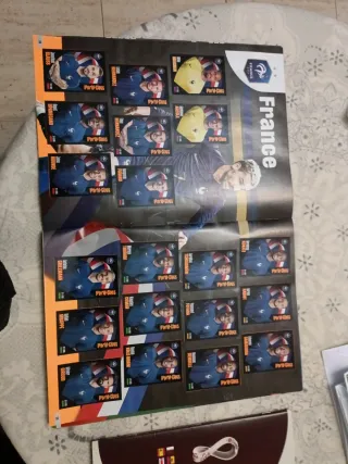 2 Álbumes de cromos de fútbol completos