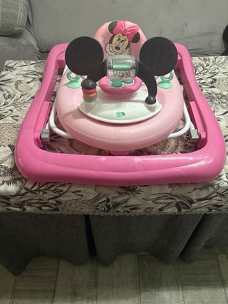 Andador niña minnie