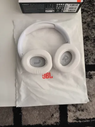 JBL 720 BT nuevos blancos