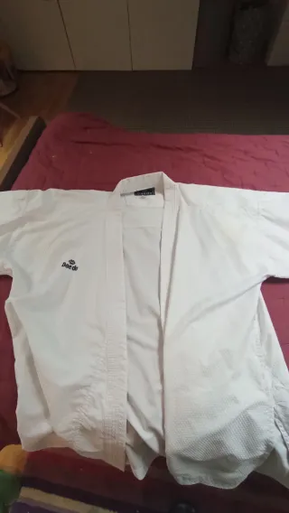 Partes de arriba y abajo de karate.