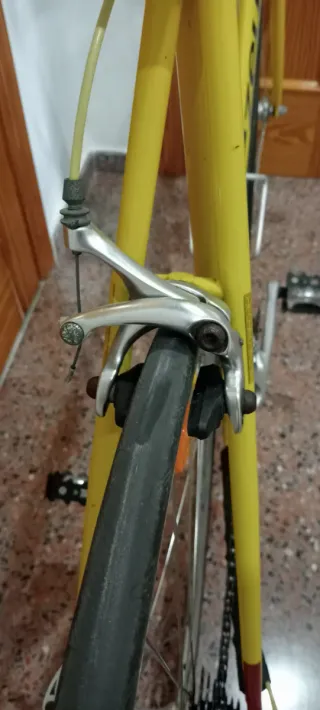 Bicicleta de carretera clásica