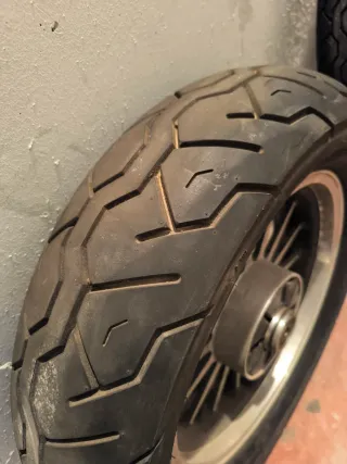 Llantas moto 90 90 21 y 160 80 16