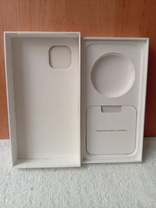 Scatola per IPHONE 14 PLUS