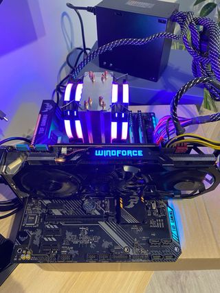 NVIDIA GTX 970 4gb WINDFORCE