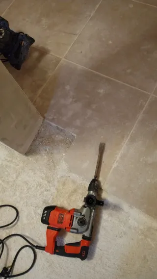 Fontanero, Albañil, Cerrajero, Alicatados