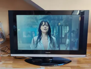 TV Samsung 37 pulgadas con TDT HD externo