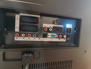 TV Samsung 37 pulgadas con TDT HD externo