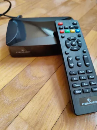 TV Samsung 37 pulgadas con TDT HD externo