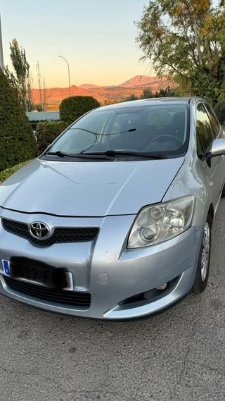 Toyota Auris 2.0 D4D