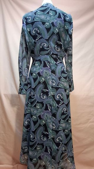 Vestido largo estampado paisley- CLP