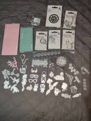 Mini troqueladora para manualidades