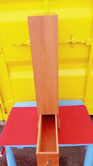 Mueble madera decoración