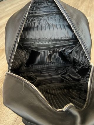 Mochila de cuero de lujo, negra- Nueva