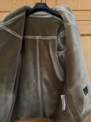 Abrigo hombre Zara, on forro de pelo. T XL