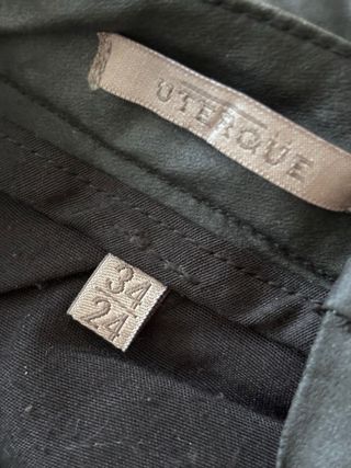 Pantalon negro encerado