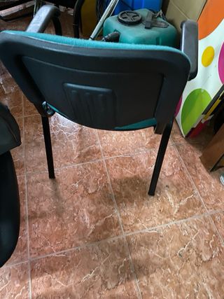 3 sillas tapizadas verdes unidad 30€unidad