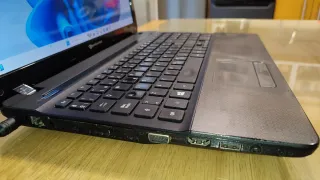 Portátil Packard bell i3 SSD 4Gb Windows 11