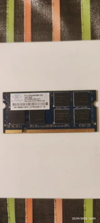 Memoria RAM Nanya 1GB 2RX8 PC2 4200S 444 12 F1