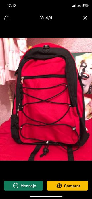 Mochila color roja y negra