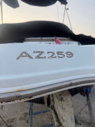 Embarcación AZURE AZ259