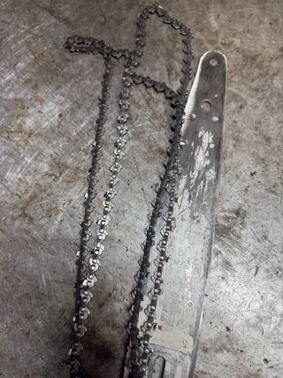 Espada stihl y 2 cadenas 30 cm y 64 eslabones