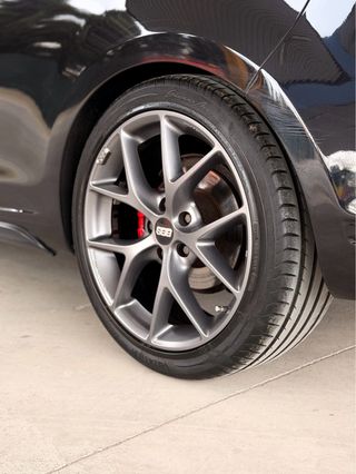 Volkswagen Golf GTI DSG