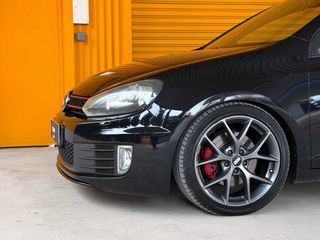 Volkswagen Golf GTI DSG