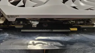 Tarjeta gráfica 3060 Zotac 12gb con caja