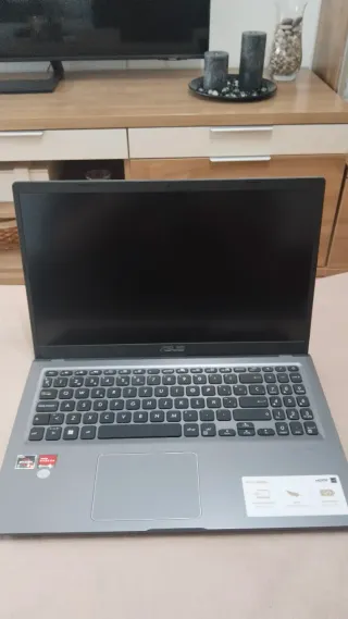 Portátil ASUS VivoBook X515