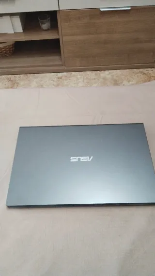 Portátil ASUS VivoBook X515