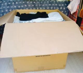 Lote de ropa (2kg premium y 2kg comercial)