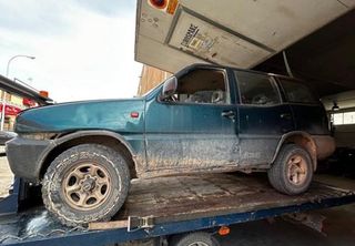 Nissan 43810 403000f001 llanta terrano 2.7 d