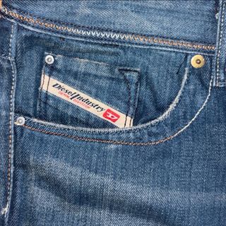 Jeans Diesel, modello vintage, anni 2000