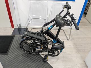 Bicicleta eléctrica plegable B'Twin en buen estado