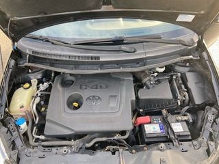 Toyota Auris automatico.