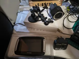 GPS Tomtom Rider es el premium pack.