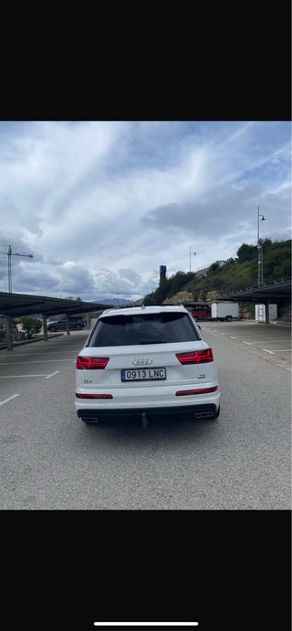 Audi Q7 2015