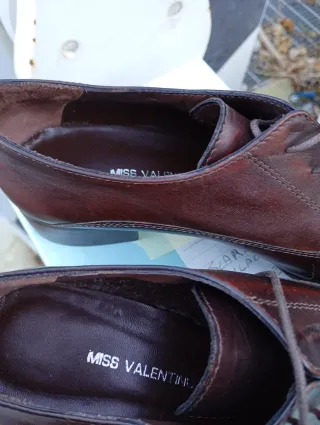 Scarpa a punta in pelle miss valentino made in Ita