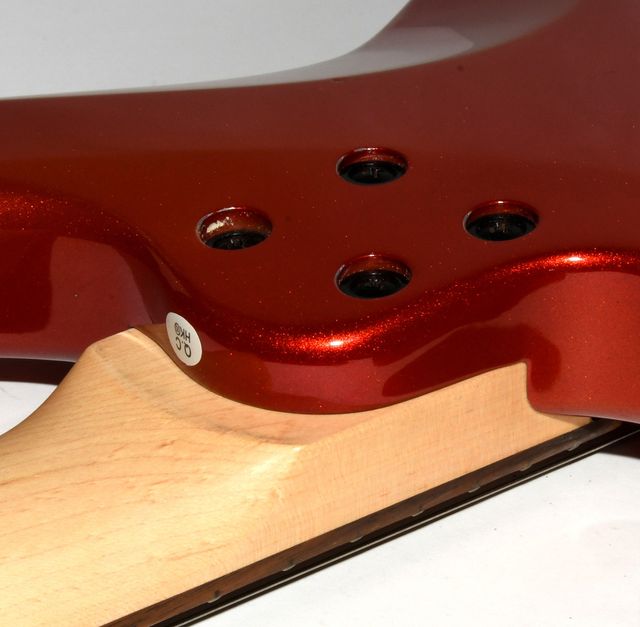 BAJO ELÉTRICO ATIVO Washburn the Hammer SHB 40