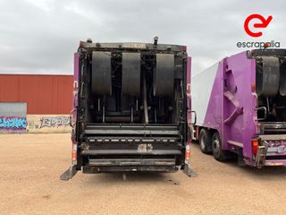 CAMIÓN DE RESIDUOS RENAULT 22CVA9 / 385.26 2006