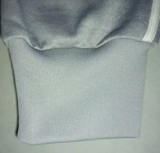 Pantalón Deportivo Adidas.