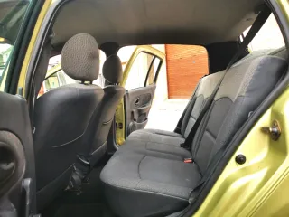 Renault Clio "IMPECABLE"