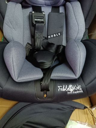 Fabblekids Noble Silla de Coche Giratoria 360 | asiento de coche para niños con Isofix | 360° giratorio | asiento de coche para niños i-Size 40-150cm | arnés de seguridad de 5 puntos | ECE R129/03...