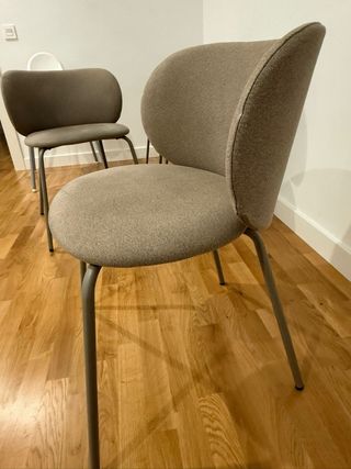 Mesa extensible IKEA TONSTAD + 4 silla IKEA KRYLBO