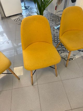 Sillas recepcion o mesa de manicura  cuatro