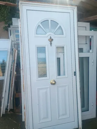 Puerta de entrada aluminio