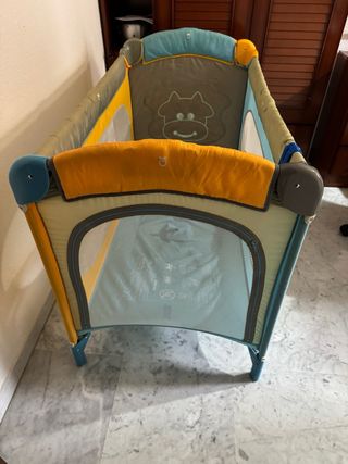 Cuna de viaje dos alturas, marca MS. Buen estado.