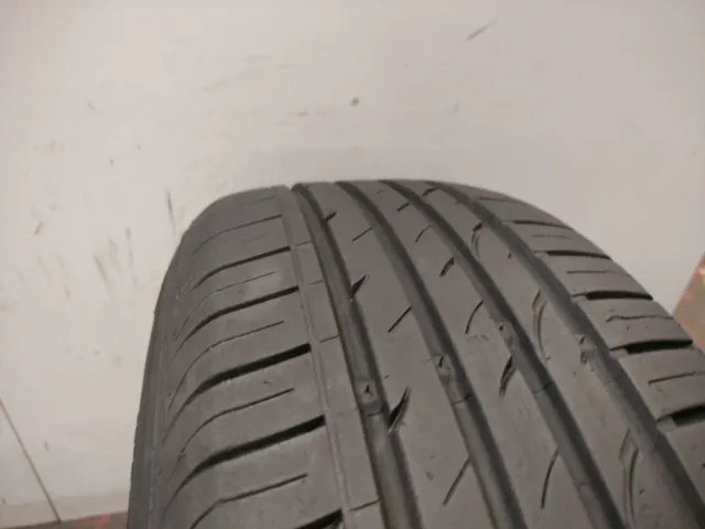 Neumático de ocasión 185/60R15 84H