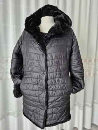 Cappottino double face nero con pelliccia